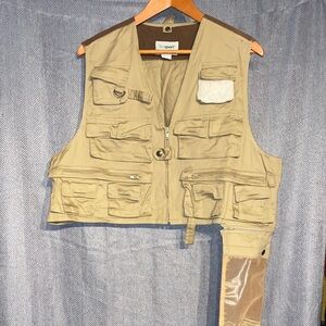 Men's Beige Outdoor Adventure Vest